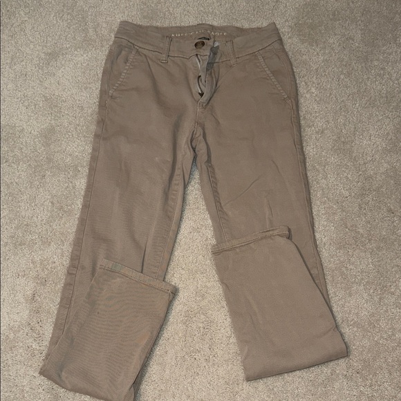 American Eagle Outfitters Women's khaki pants - Picture 1 of 5